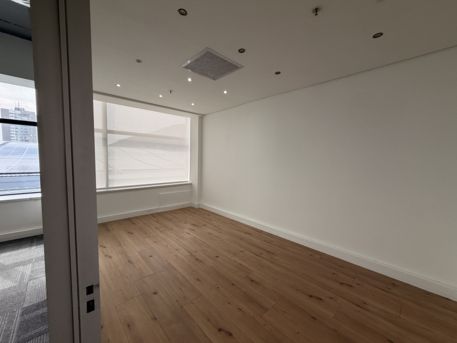 To Let Commercial Property for Rent in Sea Point Western Cape